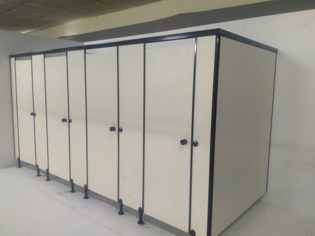 HPL Cubicle Partition